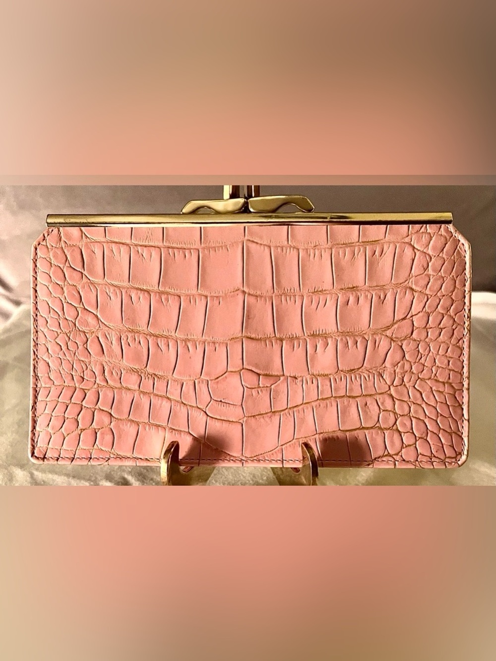 Vintage Abas Pink Croc Embossed Leather Frame Clutch Wallet Organizer NWOT